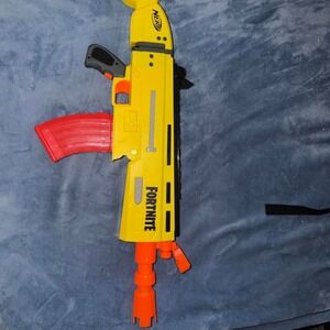 Nerf Fortnite yellow and orange blaster